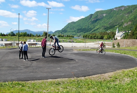 Foto uteområde ferdigstilt