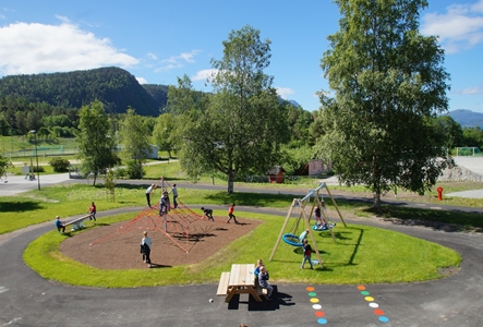 Foto uteområde ferdigstilt